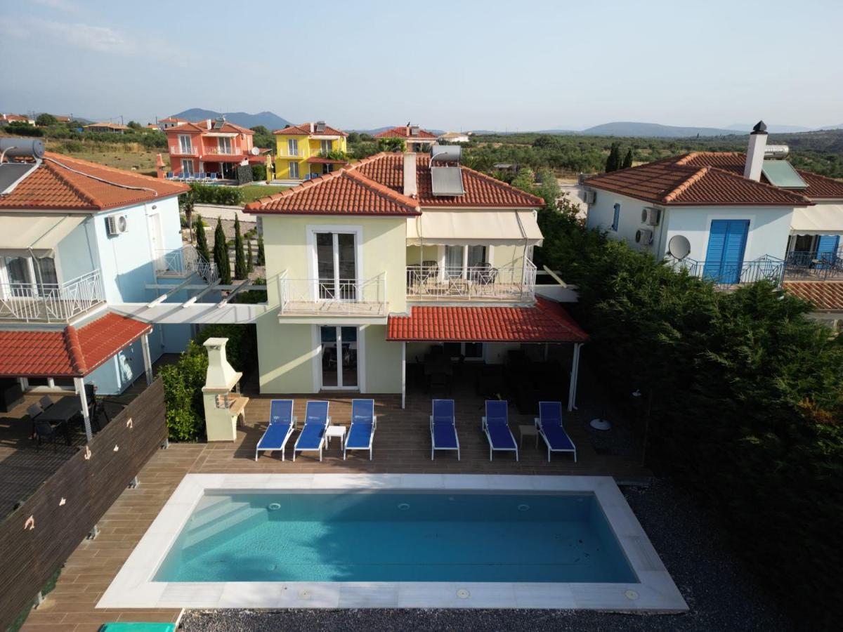 Iridia Resort Villas Foiniki Ngoại thất bức ảnh